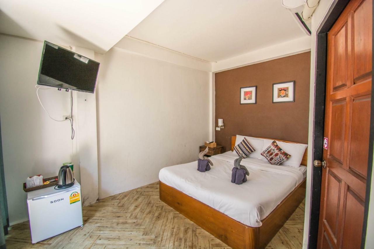 Peng Jai Hotel Chiang Mai Exterior photo